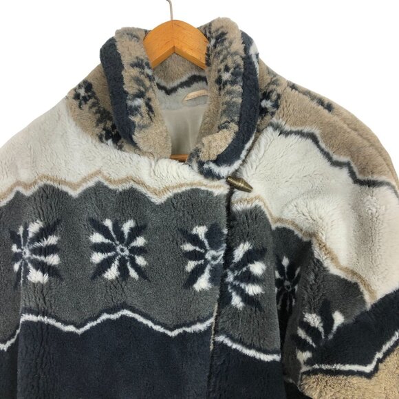Vtg Skila Finland Faux Fur Coat 10 Nordic Floral Pattern Toggles Plush Neutral - Picture 8 of 11